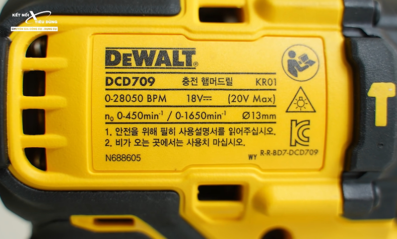 May-khoan-dong-luc-dung-pin-DeWalt-DCD709M1-20V